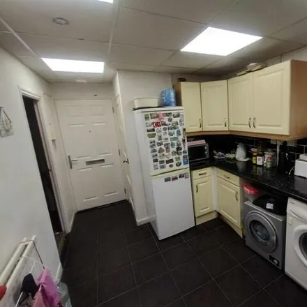 Image 4 - Fred Lee Grove, Coventry, CV3 5AP, United Kingdom - Apartment for rent