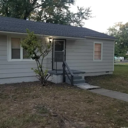 Buy this 2 bed house on 607 Mills Street in Rose City, North Little Rock