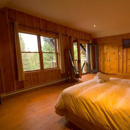 Rent this 5 bed house on Lac-Supérieur in Lac-Superieur, QC J0T 1J0