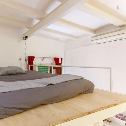 Rent this 1 bed apartment on Carrer dels Mirallers in 14, 08003 Barcelona