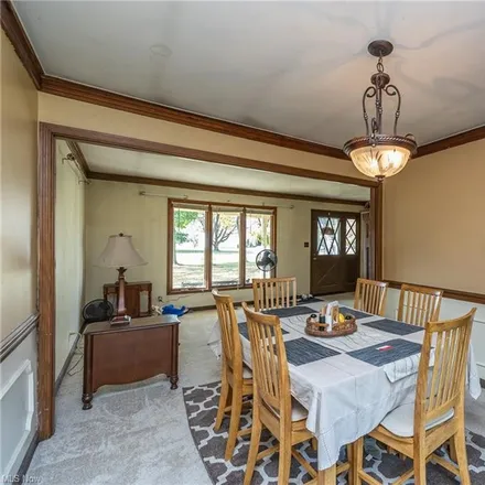 Image 5 - 18097 Howe Road, Strongsville, OH 44136, USA - House for sale