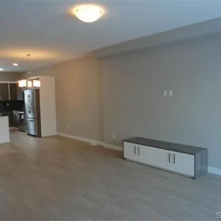 Image 4 - St Patrick Avenue, Saskatoon, SK S7K 0S6, Canada - Apartment for rent