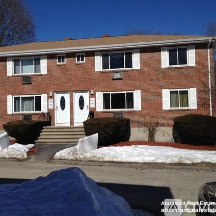 Rent this 2 bed apartment on 23 Oxford Cir
