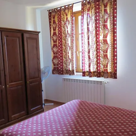 Rent this 2 bed townhouse on Pomaia in Pisa, Italy