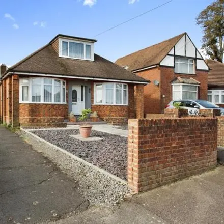 Buy this 3 bed house on Somerton Avenue in Southampton, SO18 5BZ