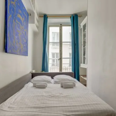 Rent this studio apartment on 32 Rue Dauphine in 75006 Paris, France