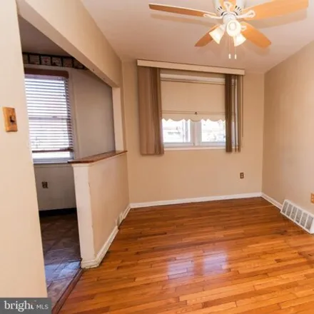 Image 9 - 6252 Crafton Street, Philadelphia, PA 19149, USA - Townhouse for sale