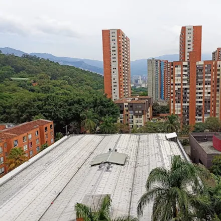 Buy this 3 bed apartment on Carrera 76 in Comuna 11 - Laureles-Estadio, 050034 Medellín