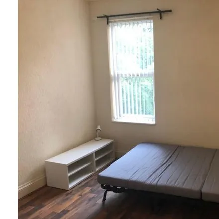 Rent this studio apartment on 7 Carlyle Road in Chad Valley, B16 9BH