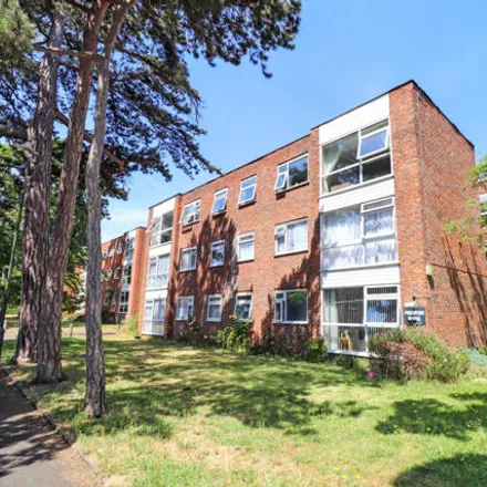 Buy this 1 bed apartment on 1a Essenden Road in London, DA17 5ED