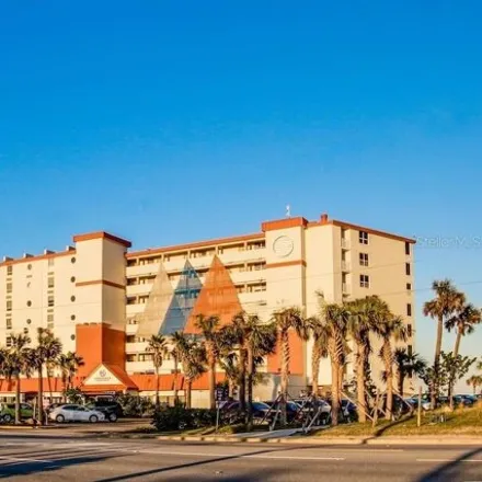 Buy this studio condo on Harbour Beach Resort in 701 South Atlantic Avenue, Daytona Beach