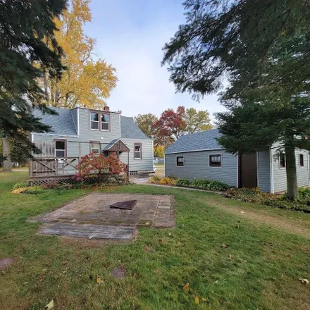 Image 3 - 1131 South River Street, Shawano, WI 54166, USA - House for sale