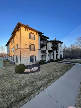 Buy this 2 bed condo on 433 Bordeaux Way in Cottleville, MO 63376