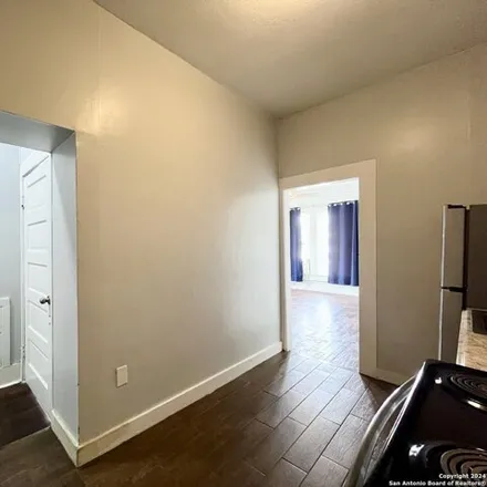 Image 8 - 534 West Drexel Avenue, San Antonio, TX 78210, USA - Apartment for rent