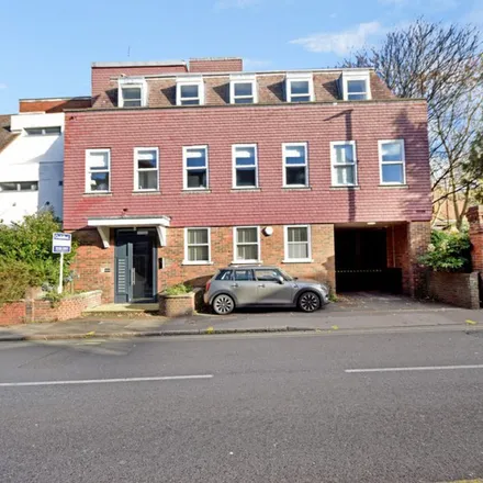 Rent this 1 bed apartment on Guildford Centre in Martyr Road, Guildford