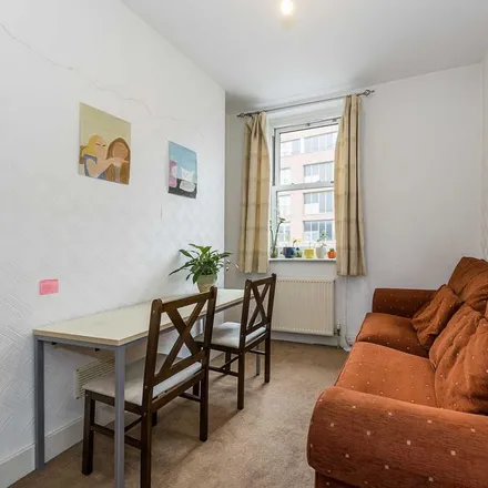 Rent this 2 bed apartment on Copenhagen Tunnel in Brewery Road, London