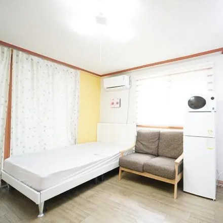 Rent this 1 bed apartment on 52-13 Samjeon-dong in Songpa-gu, Seoul