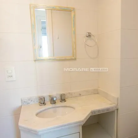 Buy this 2 bed apartment on Rua Machado de Assis in Jardim Botânico, Porto Alegre - RS