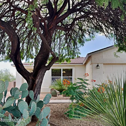 Buy this 2 bed house on 3644 South Double Echo Road in Pima County, AZ 85735