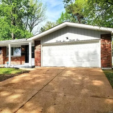 Buy this 3 bed house on 2621 Eltarose Drive in Jennings, MO 63136