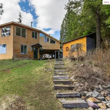 Buy this 3 bed house on 3135 Upper Pack River Road in Bonner County, ID 83864