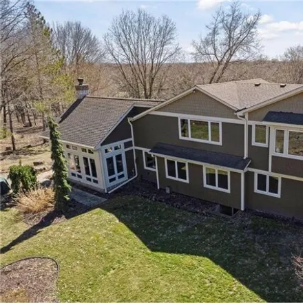 Image 3 - 9449 Foxford Road, Chanhassen, MN 55317, USA - House for sale