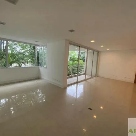Buy this 4 bed house on Rua Tomé Portes in Campo Belo, São Paulo - SP