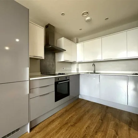 Rent this 1 bed apartment on Calverley Street in Royal Tunbridge Wells, TN1 2BZ