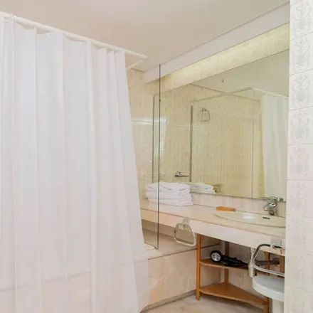 Image 2 - Madrid, Spain - Apartment for rent