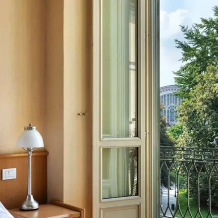 Image 2 - Piazza Giuseppe Luigi Lagrange 1h, 10123 Turin TO, Italy - Apartment for rent