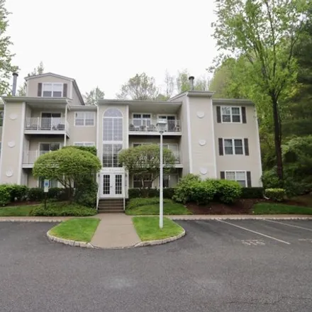 Buy this 1 bed condo on 74 Brookside Lane in Mount Arlington, Morris County