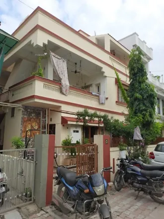 Rent this 1 bed house on unnamed road in Nirnay Nagar, Ahmedabad - 380001