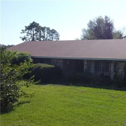 Buy this 3 bed house on 10500 Highway 8 in Colfax, Grant Parish