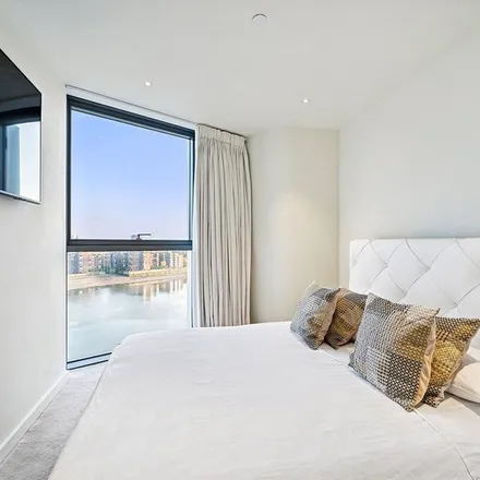 Rent this 3 bed apartment on Hardwick House in Waterfront Drive, London