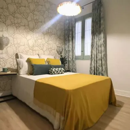 Rent this 2 bed apartment on Madrid in Calle Alcántara, 69