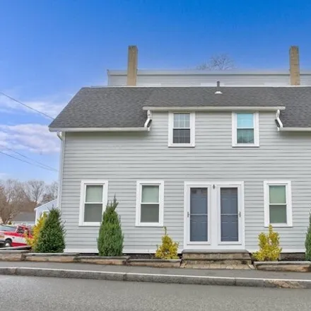 Rent this 2 bed townhouse on 27 Horton Pl Unit 29 in Milton, Massachusetts