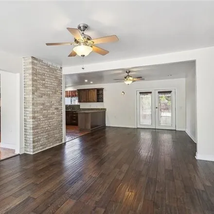 Image 2 - 300 12th Street, Lakeview, New Orleans, LA 70124, USA - House for sale