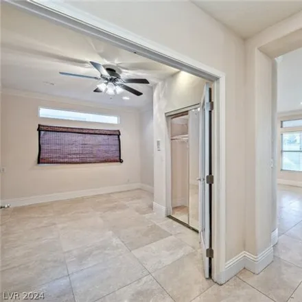Image 4 - 2187 Fountain Springs Drive, Henderson, NV 89074, USA - House for rent