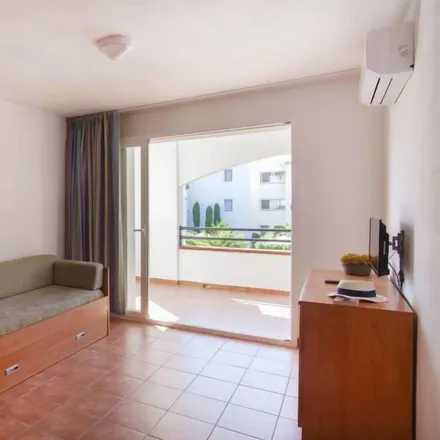 Rent this 2 bed apartment on 20230 Padulella-Moriani-Plage