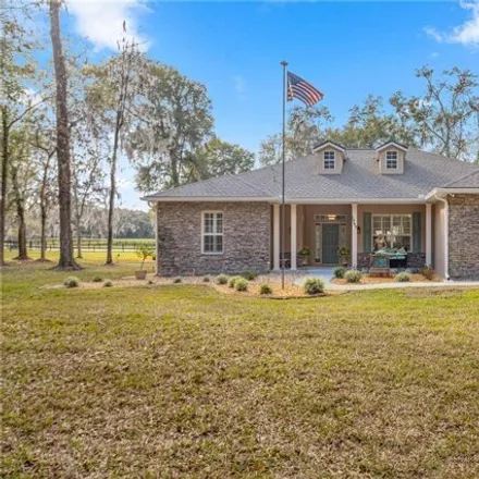Buy this 3 bed house on 1975 Northeast 111th Loop in Marion County, FL 34475
