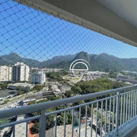 Buy this 2 bed apartment on Estrada dos Bandeirantes in Jacarepaguá, Rio de Janeiro - RJ