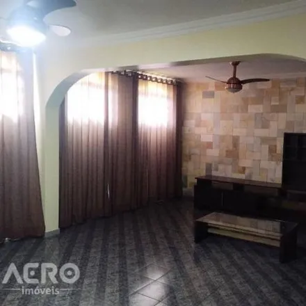 Rent this 3 bed house on Rua Nicolau Delgado in Jardim Ferraz, Bauru - SP