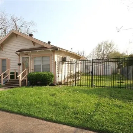 Buy this 3 bed house on Texas Oilpatch Services in Dorbrandt Street, Houston