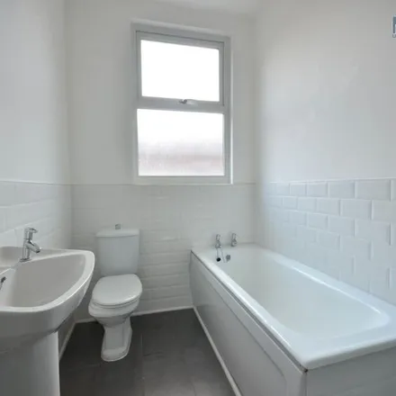 Image 4 - SMITHDOWN RD/GRANVILLE RD, Smithdown Road, Liverpool, L7 4JQ, United Kingdom - Apartment for rent