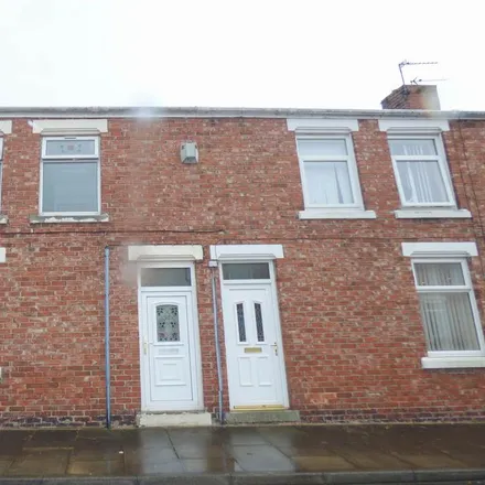 Rent this 2 bed townhouse on Woodbine Terrace in Birtley, DH3 1AJ