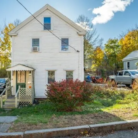Buy this studio house on 18 Weymouth Street in Richmond, ME 04357