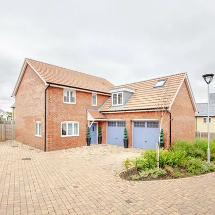 Buy this 4 bed house on Bergham Close in Bishop's Stortford, CM23 1FB