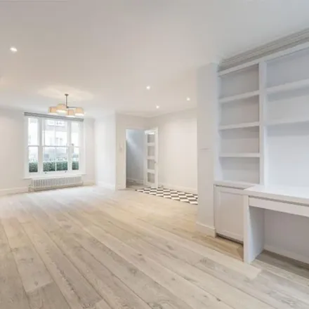 Image 9 - 38 Smith Street, London, SW3 4EW, United Kingdom - Townhouse for rent