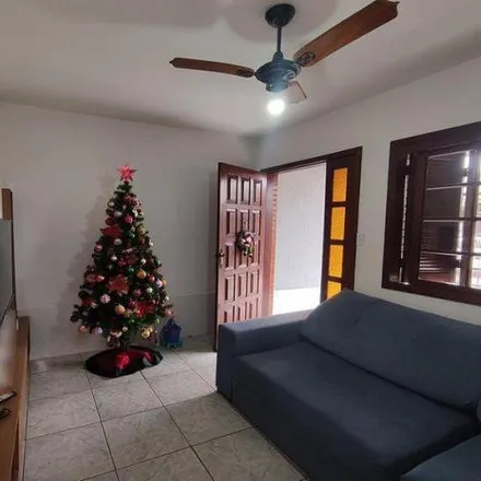 Rent this 2 bed house on Rua Veranópolis in Rio Branco, Canoas - RS