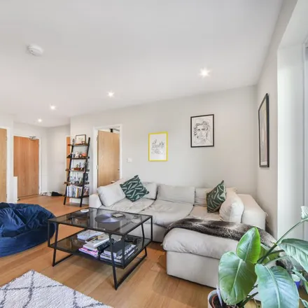 Rent this 2 bed apartment on Bletsoe Walk in London, N1 7HZ